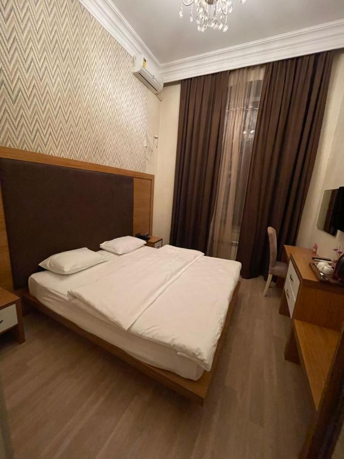 Solo Hotel On Nizami Street Baku Exteriör bild