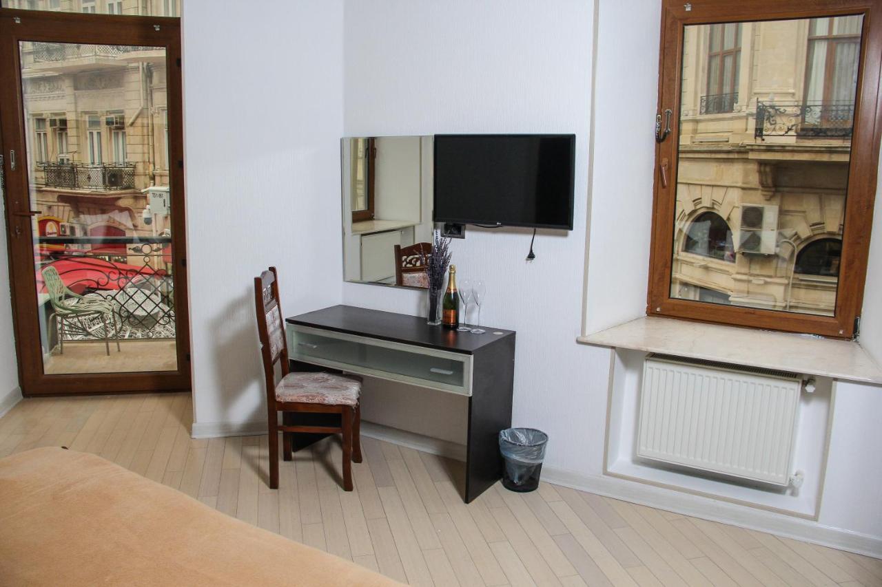 Solo Hotel On Nizami Street Baku Exteriör bild